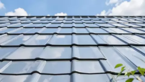 wykończenie dachu z blachodachówki